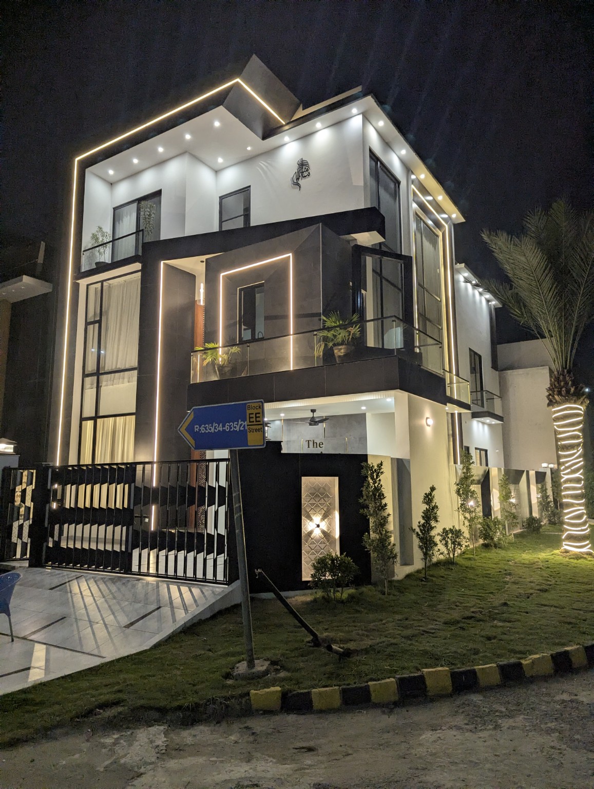 Corner Designer House — EE in Citi Housing Gujranwala